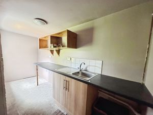 BELLFIELD AVENUE- click for photo gallery